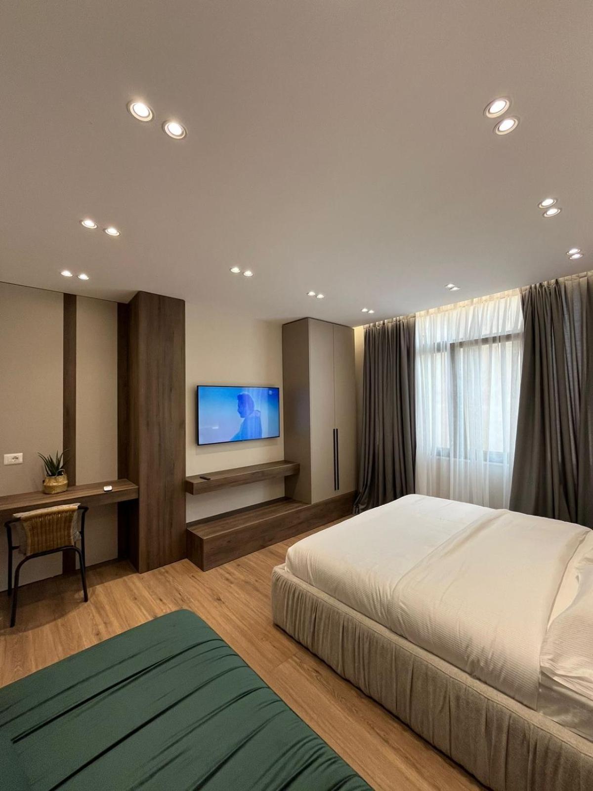 Lux Stay Tirana Exterior foto